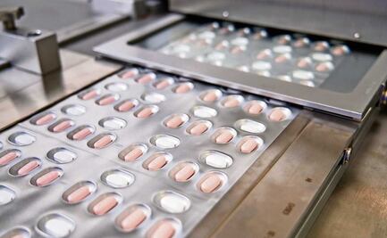 FDA autoriza recetar píldora contra el Covid-19 de Pfizer en EU