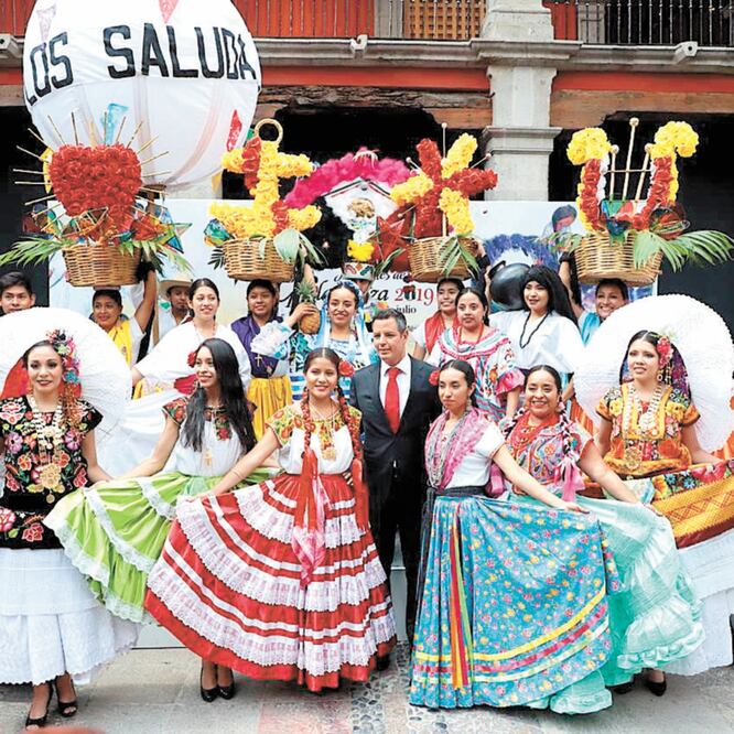El gobernador de Oaxaca, Alejandro Murat, en la presentación del programa de la Guelaguetza 2019. CORTESÍA GOBIERNO DE OAXACA