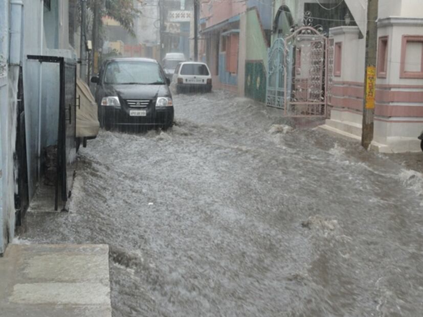 ¿Cómo pasar por un camino inundado?