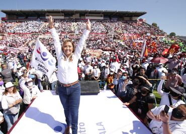 Lorena Cuéllar cierra campaña en Tlaxcala; presume 21 puntos de ventaja