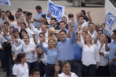 Candidatos usan desfiles del Día del Trabajo como pasarela en Tamaulipas