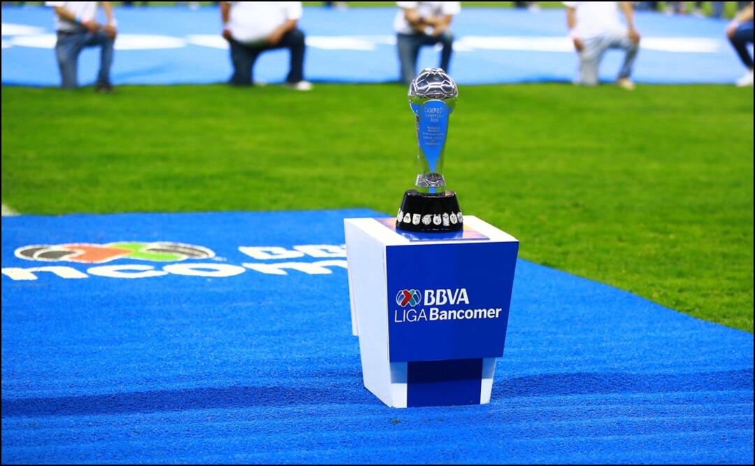 Trofeo de la Liga MX. Foto: Imago 7