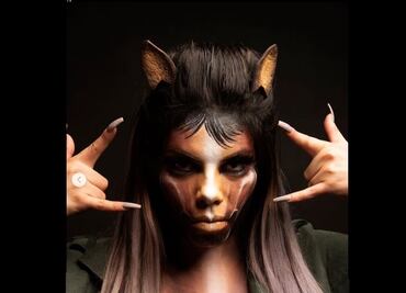 Lizbeth Rodríguez da lección a sus "haters" al disfrazarse de caballo