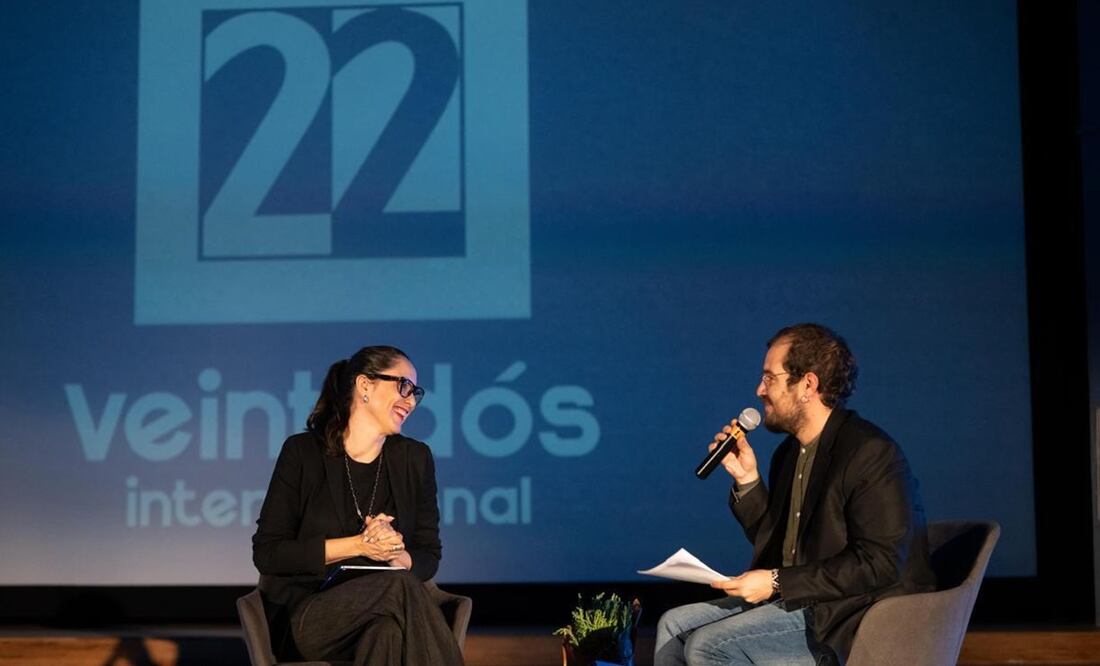 Esta tarde se dio el cambio oficial del Canal 22, medio del gobierno con vocación cultural, al "Canal de las culturas de México", con una nueva programación y línea editorial. Foto: Secretaría de Cultura.