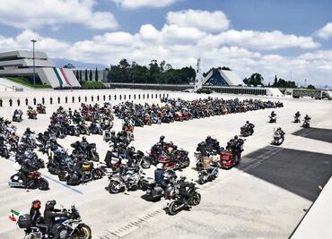Celebran al Colegio Militar con rodada
