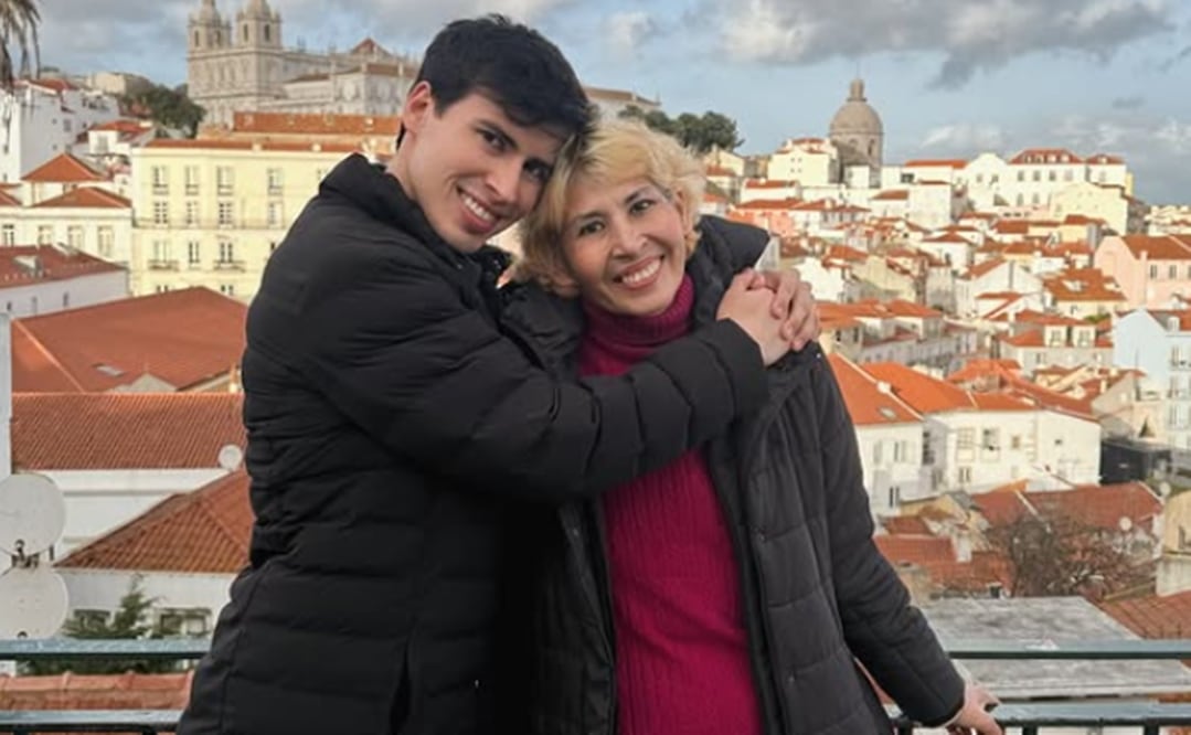 "La Divaza" y su madre Kenya Álvarez en el último viaje que hicieron juntos a Portugal.