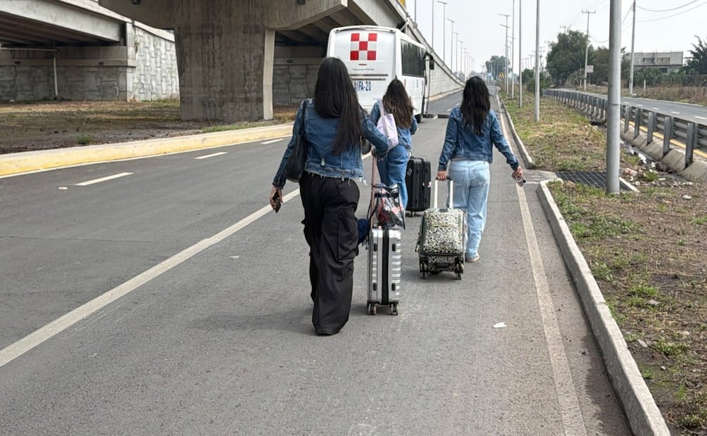 Ejidatarios bloquean accesos al AIFA. Foto: Especial