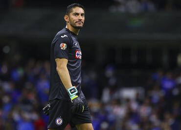 Jesús Corona pide un alto a los pleitos en Cruz Azul