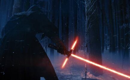 "The Force Awakens" lidera taquillas por cuarta semana