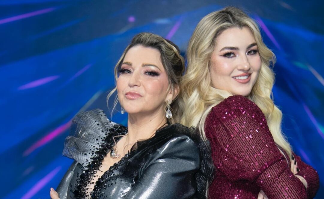 Alicia Villarreal y su hija Melenie Carmona, quien sigue el camino de la música.