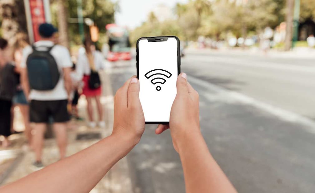 ¿Cómo conectar tu celular a la red wifi sin usar contraseña? Imagen: Magnific