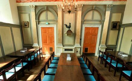 Universidad de Cambridge retira bronce expoliado