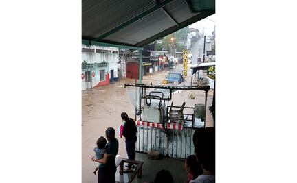 Lluvias dejan daños en viviendas, comercios y un hospital en Chiapas 