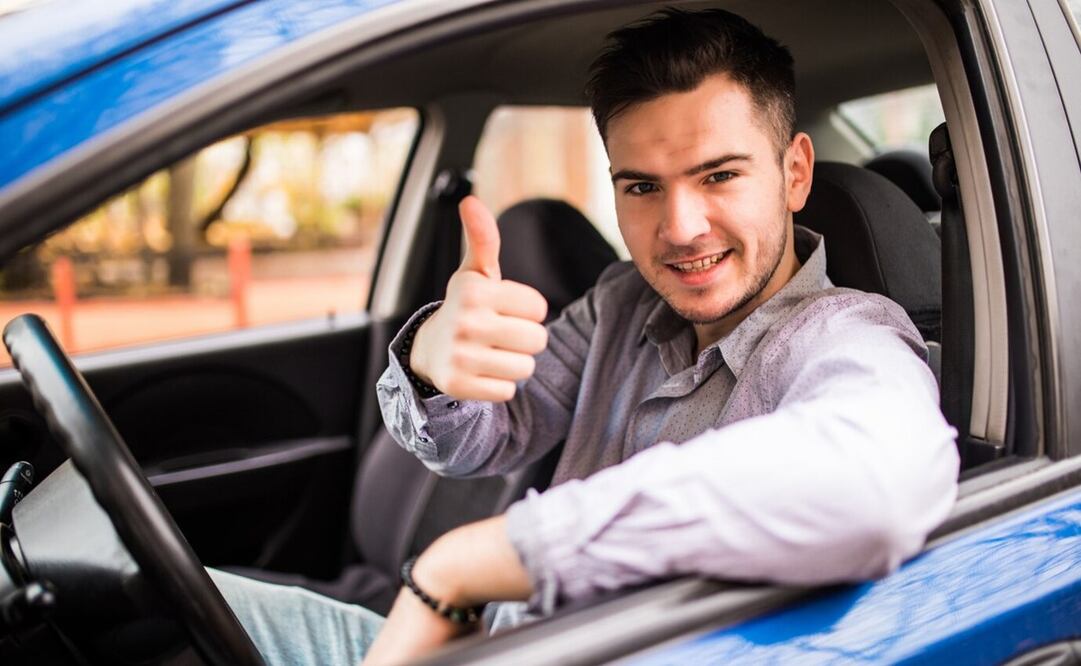 Te decimos dónde agendar tu cita para la licencia de conducir permanente. Foto: Freepik