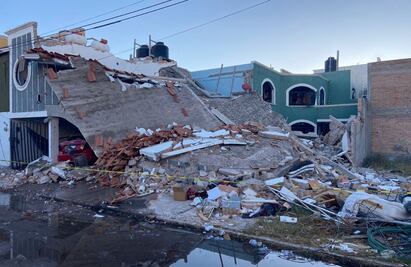 Explosión de gas derrumba vivienda en Durango