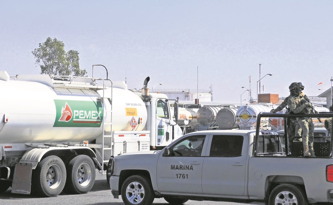 Los adeudos con la Secretaría de Marina corresponden a labores de patrullaje y vigilancia en instalaciones estratégicas de las filiales Pemex Logística, Pemex Transformación Industrial y Pemex Exploración y Producción.