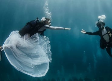 Cásate como la Sirenita: "bajo del mar"