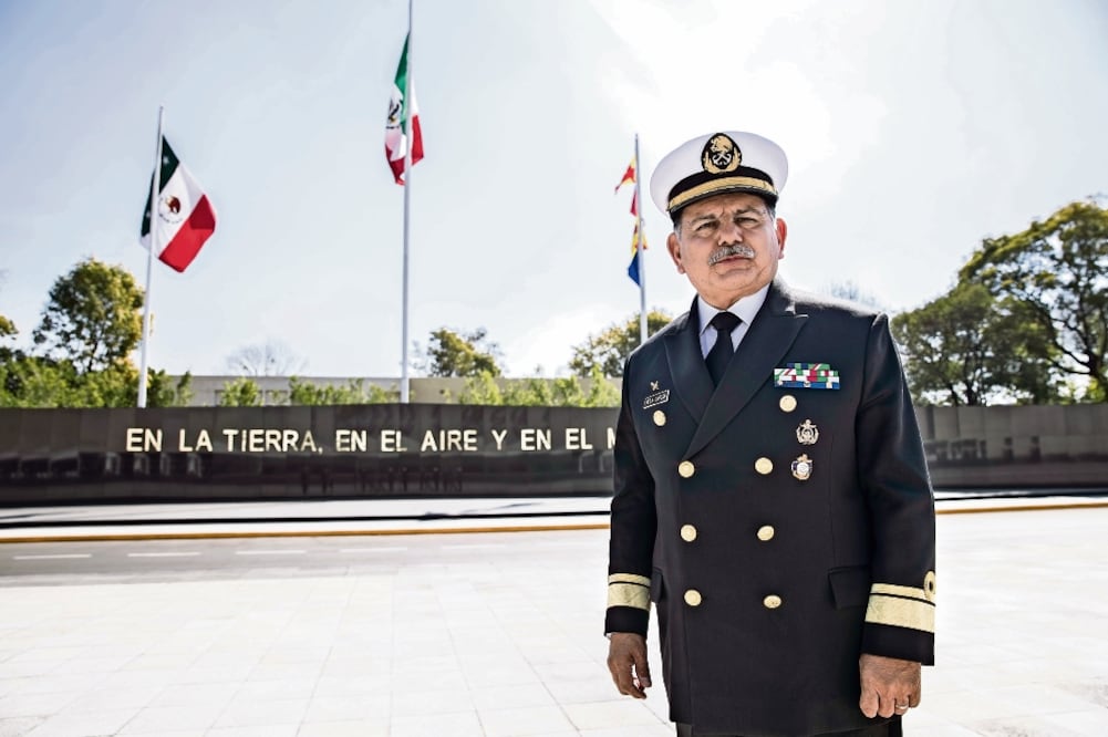 El vicealmirante Carlos Manuel Monforte Brito pasó a situación de retiro en la Marina Armada de México luego de 46 años de servicio. Afirma que hoy se siente muy orgulloso de haber servido al país. (CRISTOPHER ROGEL BLANQUET. EL UNIVERSAL) 