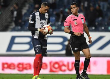 ¿Fox Sports engaña a sus televidentes en el Rayados vs Pachuca?