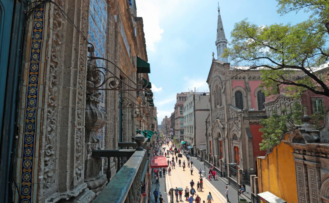 La vista de la Calle de Madero, desde el Palacio de los Azulejos. (Foto: Adriana Hernández. EL UNIVERSAL)