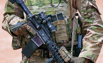 Exmilitar condenado por asesinato que fue canjeado con Venezuela está libre en EU; no está bajo custodia de autoridades