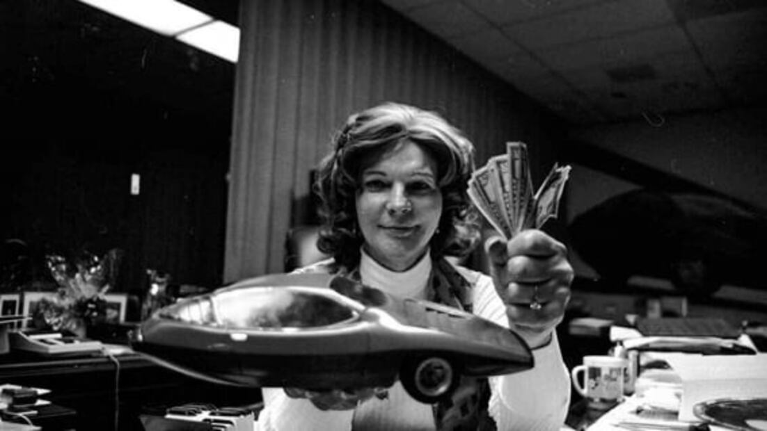 Liz Carmichael, la mujer transexual que quiso fundar su propia compañía de autos en los 70 