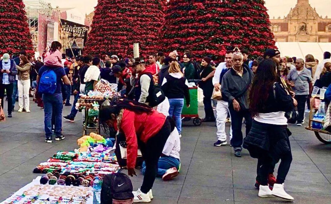 Comercio informal en la temporada navideña. Foto: Cortesía