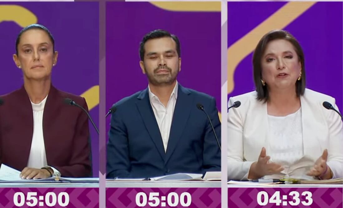 Fallas en relojes del INE, primer debate a la presidencia. / Foto: Captura video.