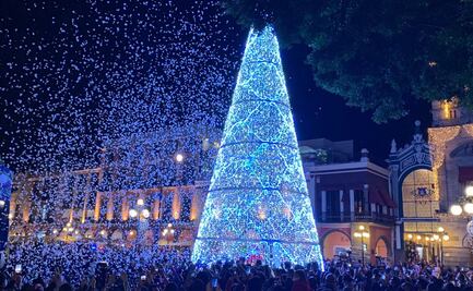 Con árbol monumental, inicia celebración de “Navidad Contigo” en la ciudad de Puebla 