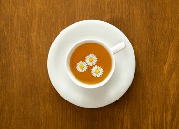4 beneficios del té de tilo, famoso por su efecto relajante