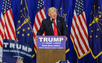 Por primera vez, Trump supera a Clinton en sondeo