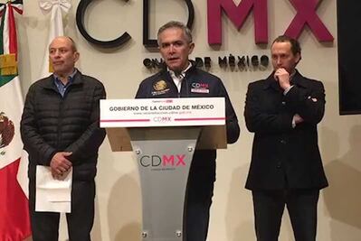 Mancera acusa a Anaya de usar doble camiseta