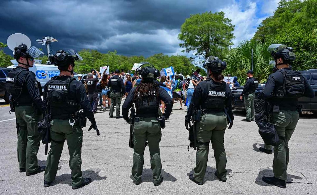 Florida gastó en operativos migratorios 573 millones de dólares de un fondo destinado a emergencias en los últimos tres años, según un reporte de la Administración del gobernador Ron DeSantis enviado al Congreso local. Foto: AFP