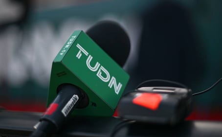 Querido comentarista deportivo abre la puerta para regresar a Televisa