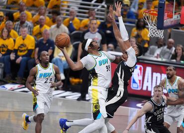 NBA: Los Pacers de Indiana comienzan los playoffs con victoria ante los Bucks de Milwaukee