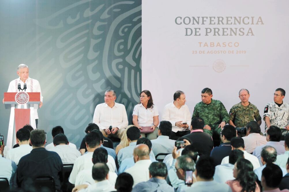 El presidente Andrés Manuel López Obrador destacó que su gobierno no dialogará con grupos armados; además, detalló que Gobernación analiza la posibilidad de una ley de amnistía y liberar a los presos injustamente condenados. Foto/PRESIDENCIA