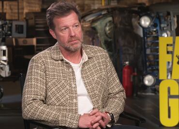 "Es algo que no debería suceder", dice director de "Profesión peligro" sobre la tragedia en el set de "Rust"