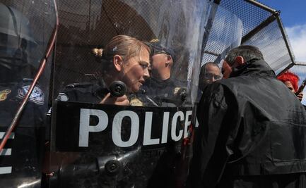 Migrantes en México son una "potencial amenaza de ingreso masivo": EU tras cierre de puentes