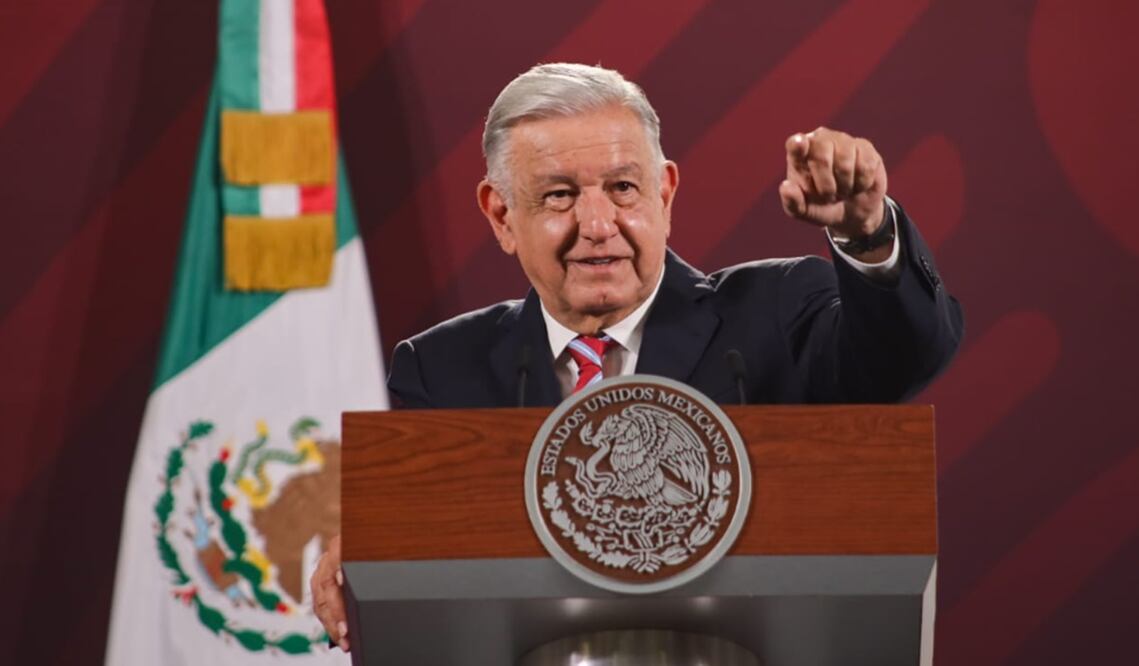 El presidente Andrés Manuel López Obrador confió en que en su encuentro de este martes con los consejeros del INE se abra una nueva etapa. Foto: Hugo Salvador