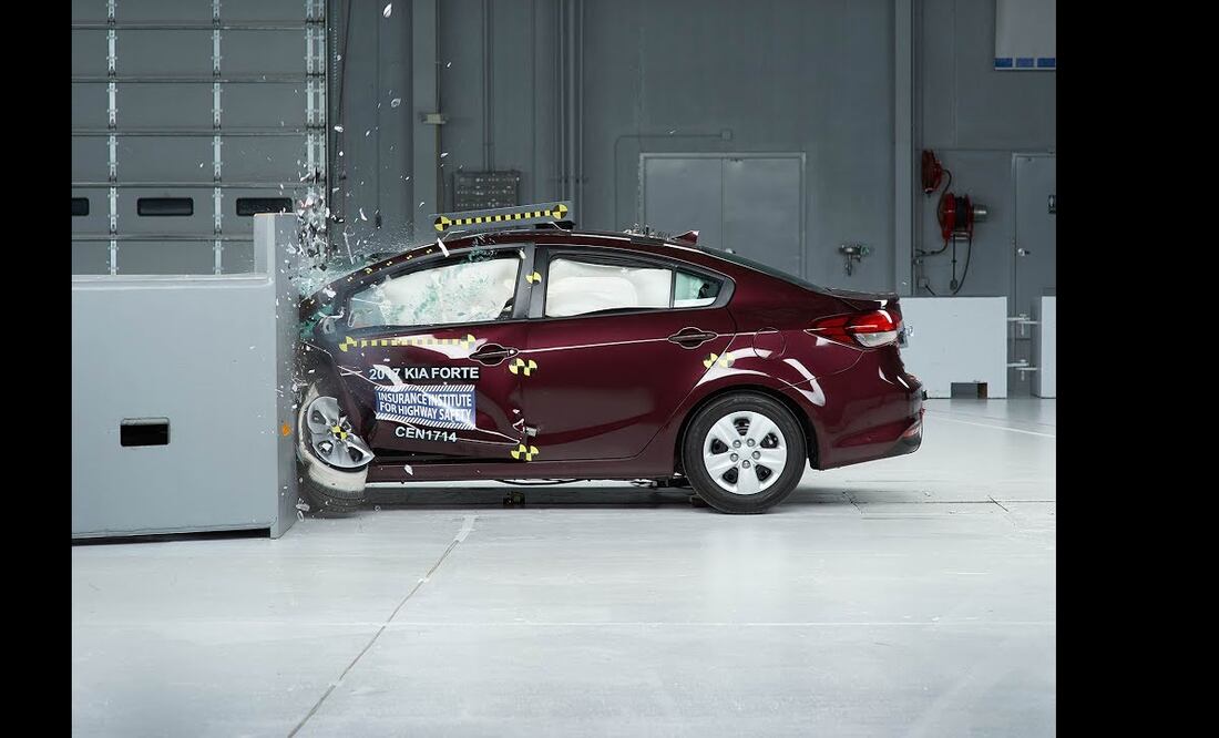 KIA Forte, otro mexicano con 5 estrellas en seguridad