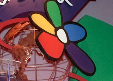 Vive sin drogas celebra sus 20 años con billete de Lotería Nacional