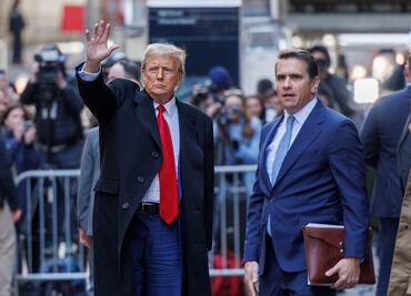 "Tengo mucho efectivo", dice Donald Trump, tras rebaja de fianza