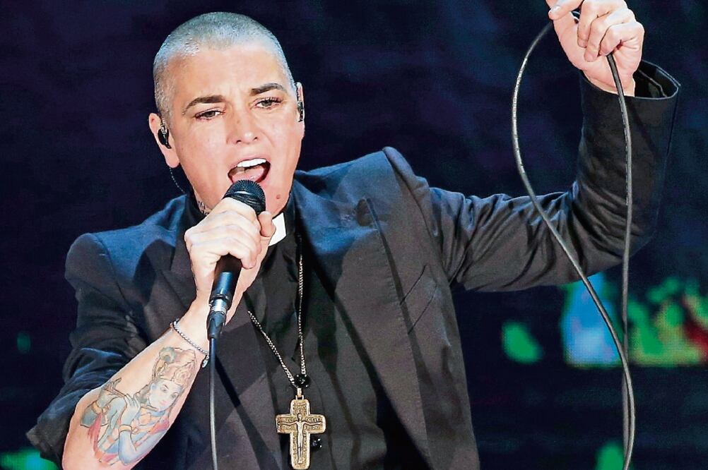 La cantante tuvo tendencias suicidas en el pasado (ARCHIVO EL UNIVERSAL)