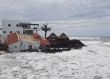 Reportan afectaciones leves por paso de “Bud” en Sinaloa