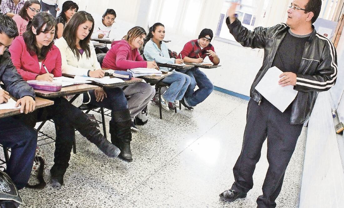 La Dirección General de Relaciones Internacionales impulsa planes para que alumnos y docentes fortalezcan su experiencia profesional en otros países (ARCHIVO EL UNIVERSAL)