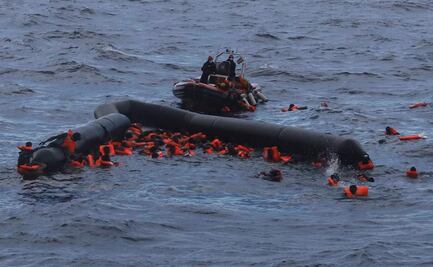 "¿Dónde está mi bebé?": Captan desesperación de mujer durante naufragio en el Mediterráneo