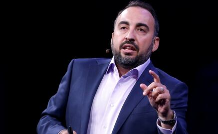 Exejecutivo de Facebook cuestiona a Tim Cook por la política de privacidad de Apple en China