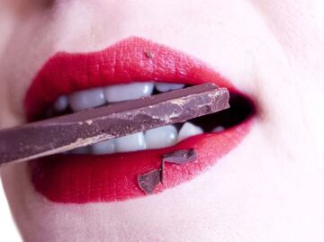 5 hábitos que debes incorporar para conservar tu salud dental y evitar el desgaste de los dientes, según expertos