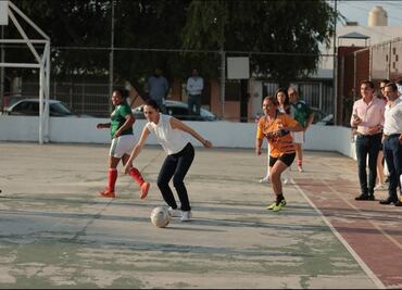 Claudia Sheinbaum presume que se echó una cascarita en Nuevo León