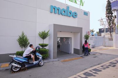 Mabe frena la producción de refrigeradores en Querétaro